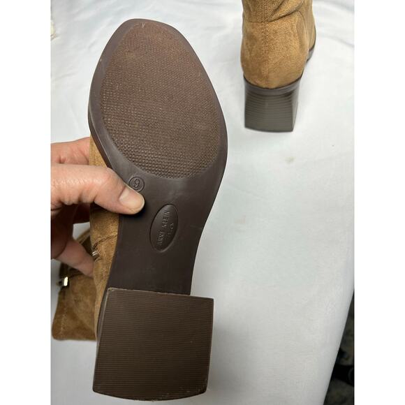 Anne Klein suede square heel women’s booties zipper tan size 9 - Picture 5 of 9